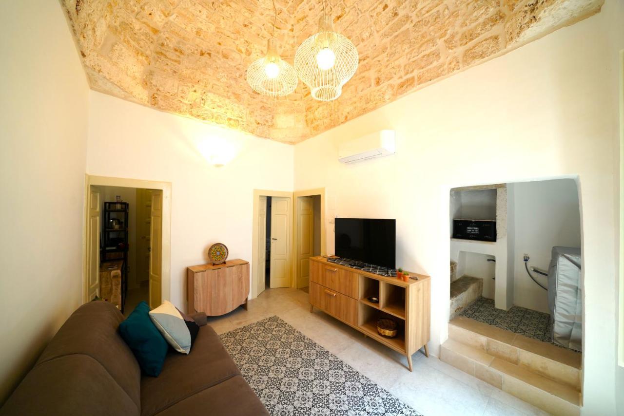 オストゥーニ Domus Lapis - Con Terrazza Panoramicaヴィラ エクステリア 写真